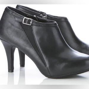 Me Too || black Meade leather booties